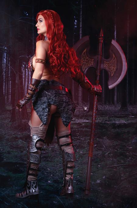 RED SONJA BARBARELLA #2 CVR I INC 1:10 COSPLAY IVY RED SONJA VIRGIN VAR DYNAMITE Entertainment Homero Rios Diego Yapur Cosplay - Ivy / Red Sonja PREORDER