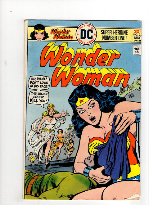 Wonder Woman, Vol. 1 #223 (1976) Buy & Sell Comics Online Comic Shop Toronto Canada