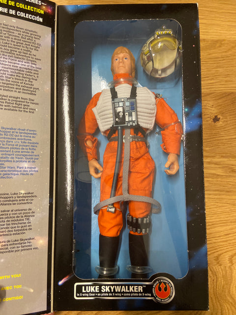 Star Wars: Collector Series - Luke Skywalker (X-Wing Pilot) (1996) Kenner 12 in