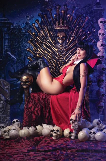 GIANT SIZED SAVAGE TALES (ONE SHOT) CVR H INC 1:10 IVY COSPLAY VAMPIRELLA VIRGIN VAR DYNAMITE Entertainment David Avallone Mariano Benitez-Chapo, Pasquale Qualano, Sebastian Piriz Ivy Cosplay PREORDER
