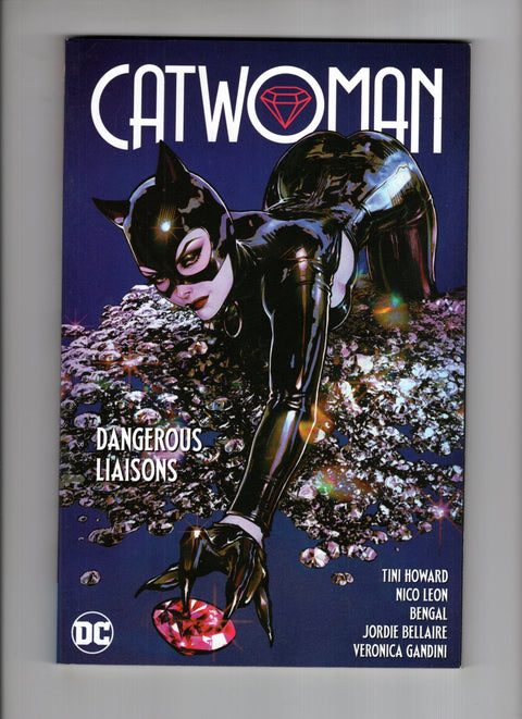 Catwoman #1TP (2022)   DC Comics 2022
