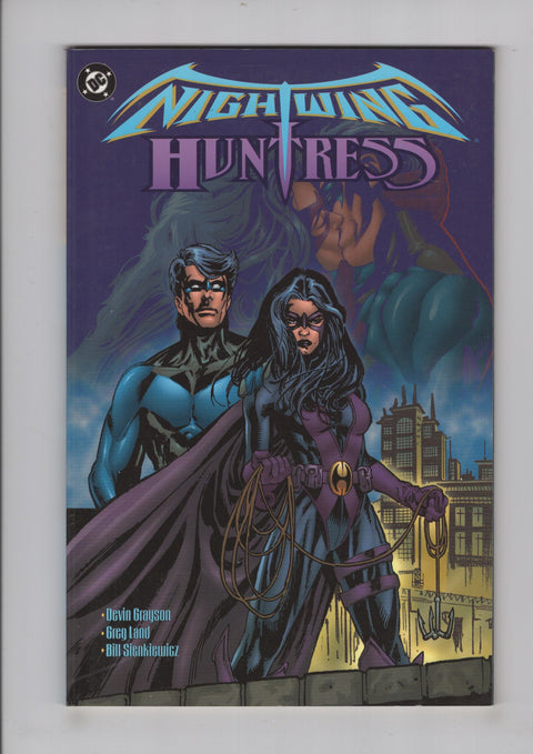 Nightwing and Huntress  